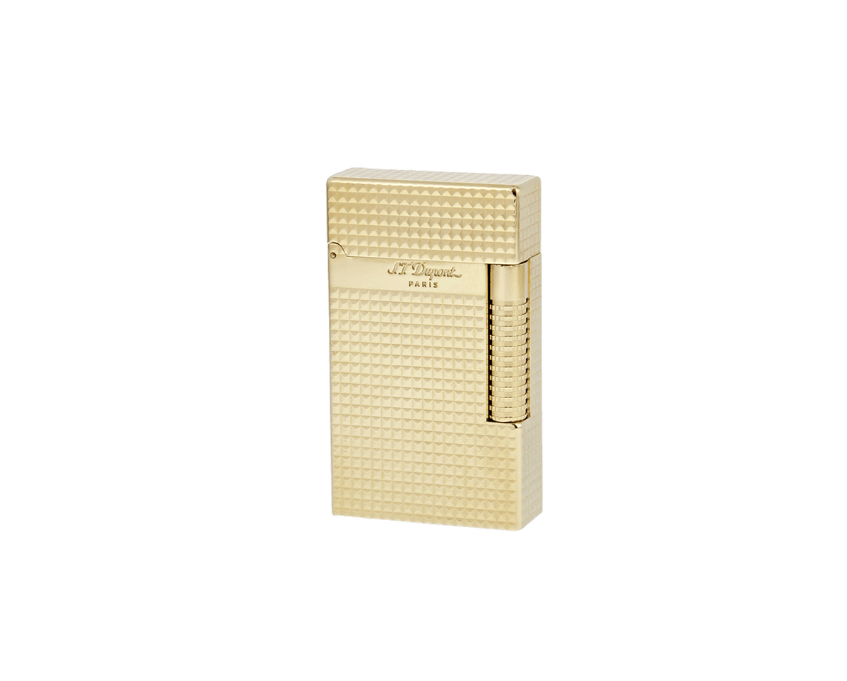 S.T. Dupont Le Grand dual-flame lighter in yellow gold with Diamond Head guilloché, three-quarter view, cap closed