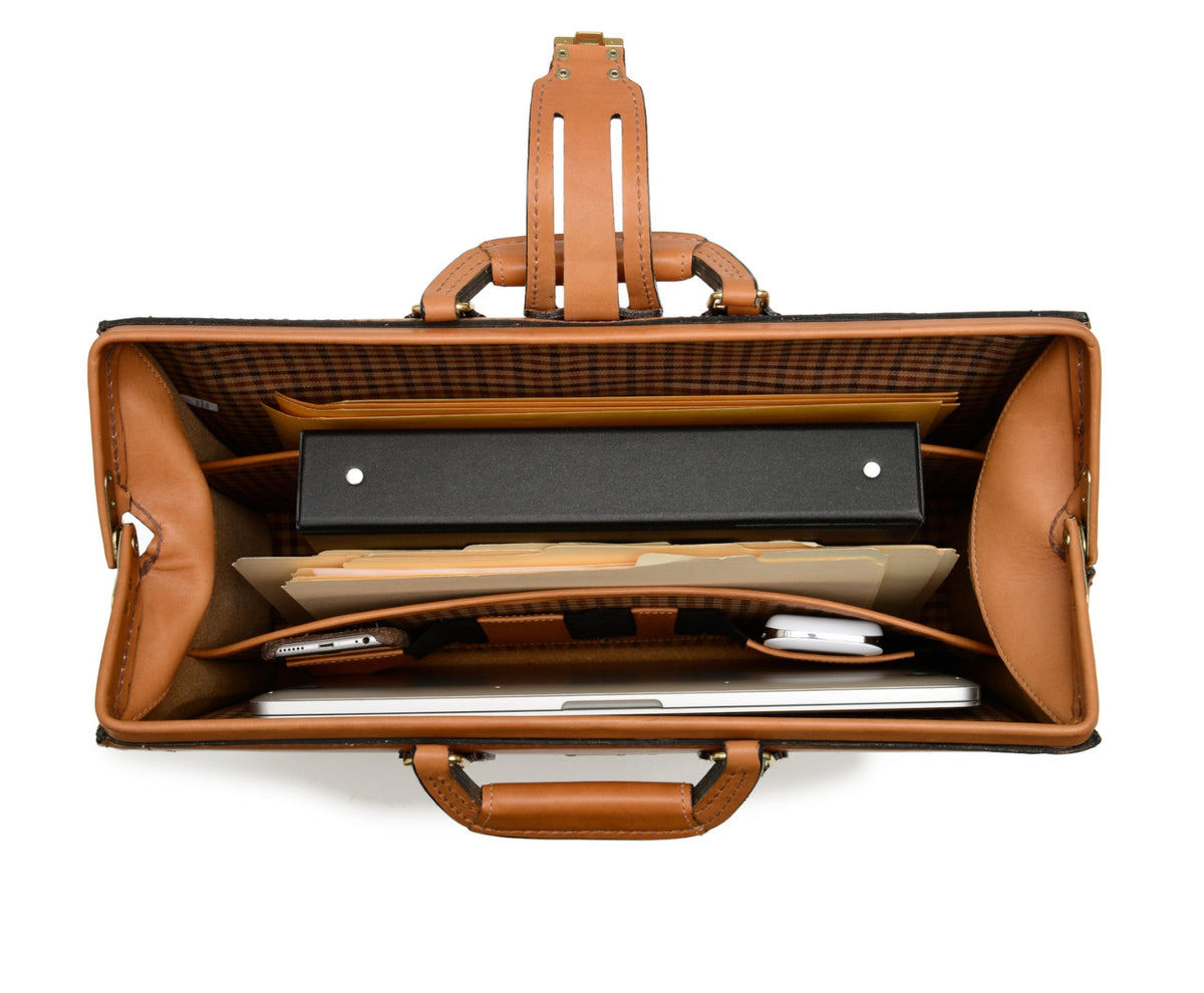 Churchill Classic Briefcase in tan full-grain leather — interior view
