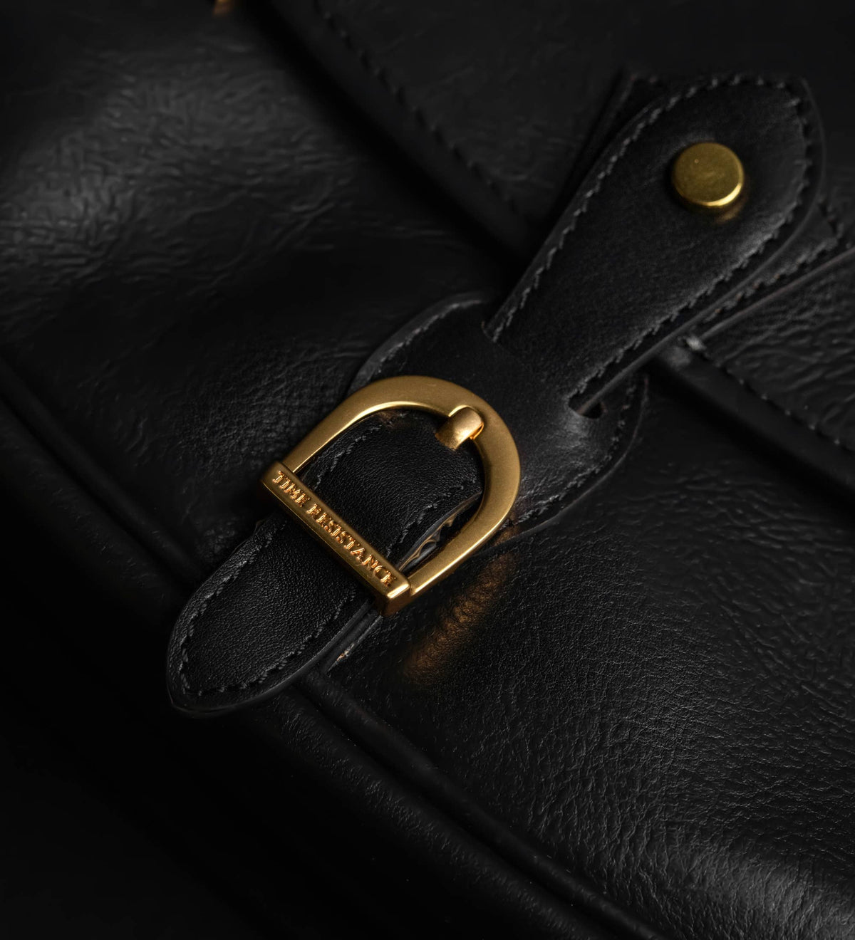Women in Love black leather saddle bag in Italian Vachetta (Time Resistance) — view 8