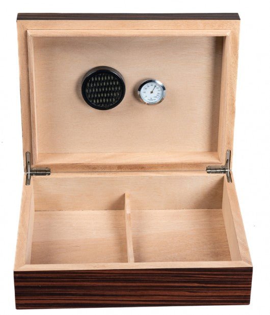 Vizcaya humidor open from above, cedar divider inside